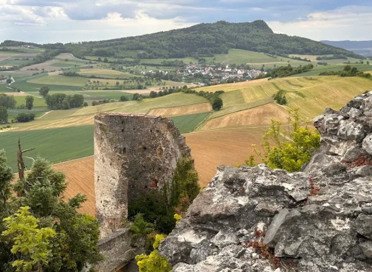 Burgruine Mägdeberg, Germany
